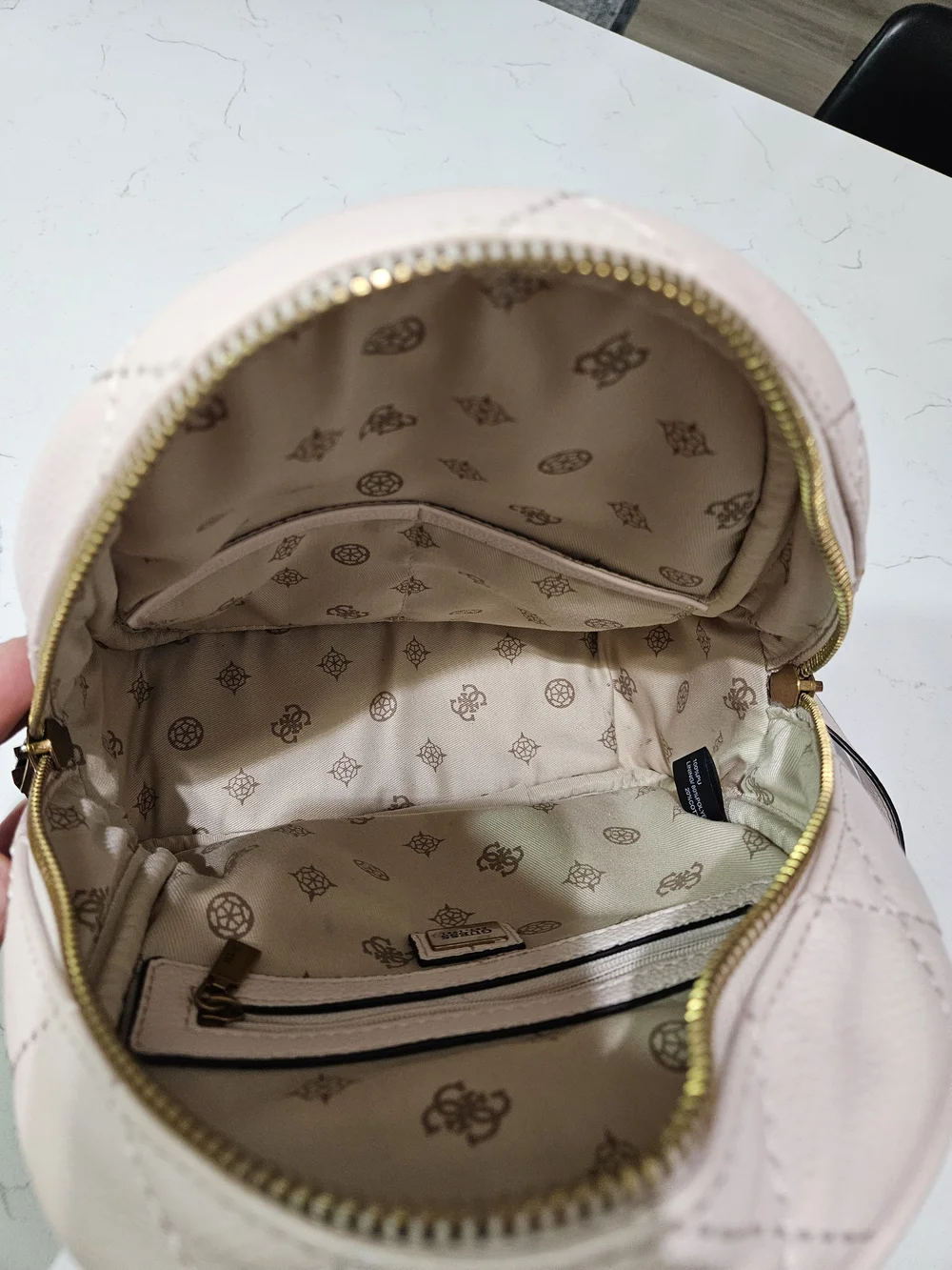 Guess 🌸 authentic